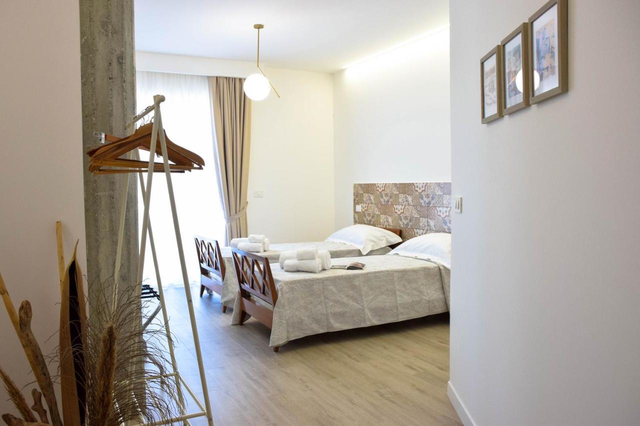 Accomodati B&B Marina di Gioiosa Ionica Buitenkant foto