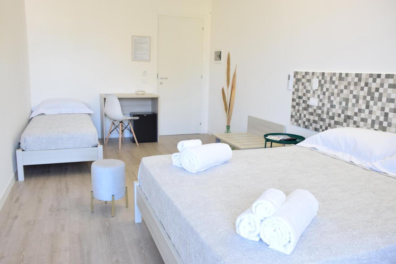 Accomodati B&B Marina di Gioiosa Ionica Buitenkant foto