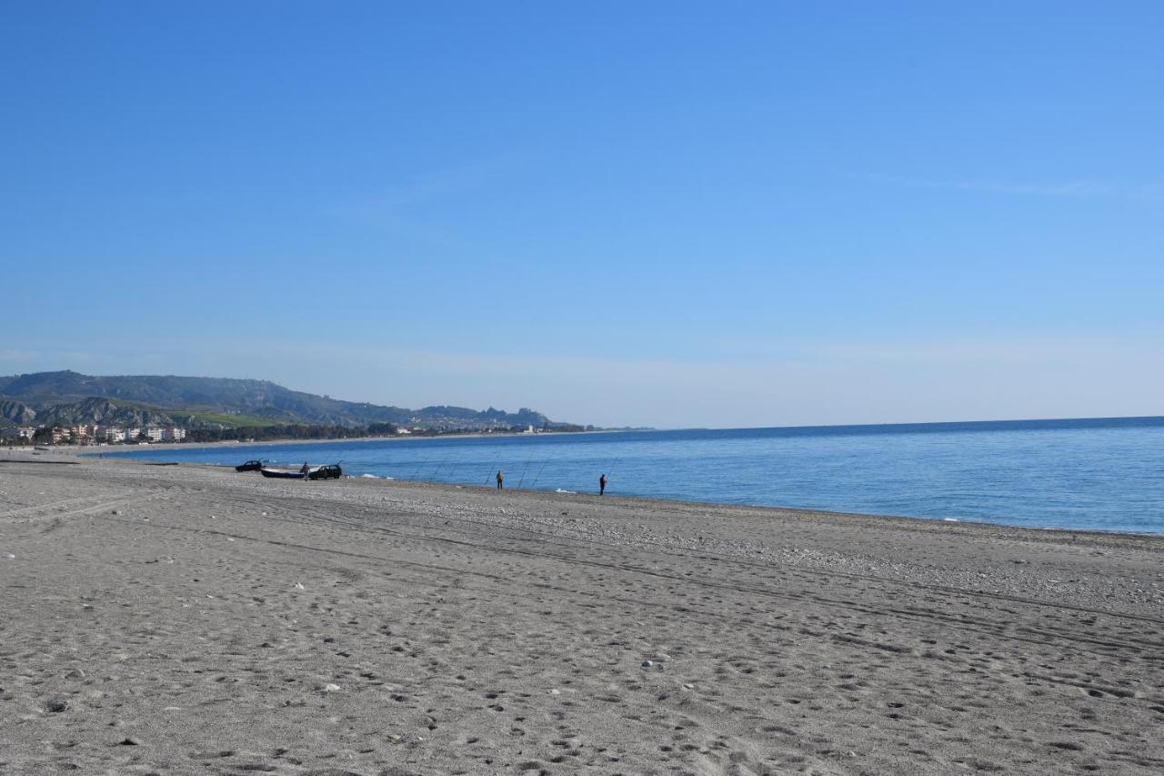 Accomodati B&B Marina di Gioiosa Ionica Buitenkant foto