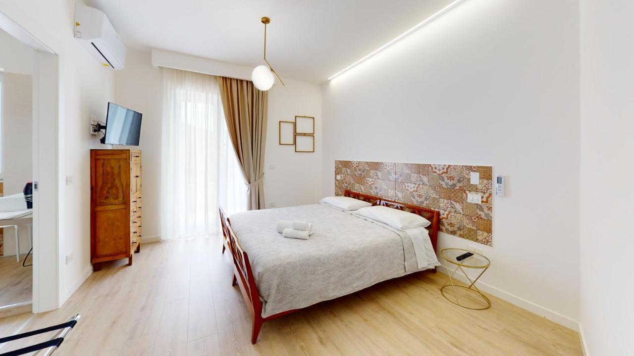 Accomodati B&B Marina di Gioiosa Ionica Buitenkant foto