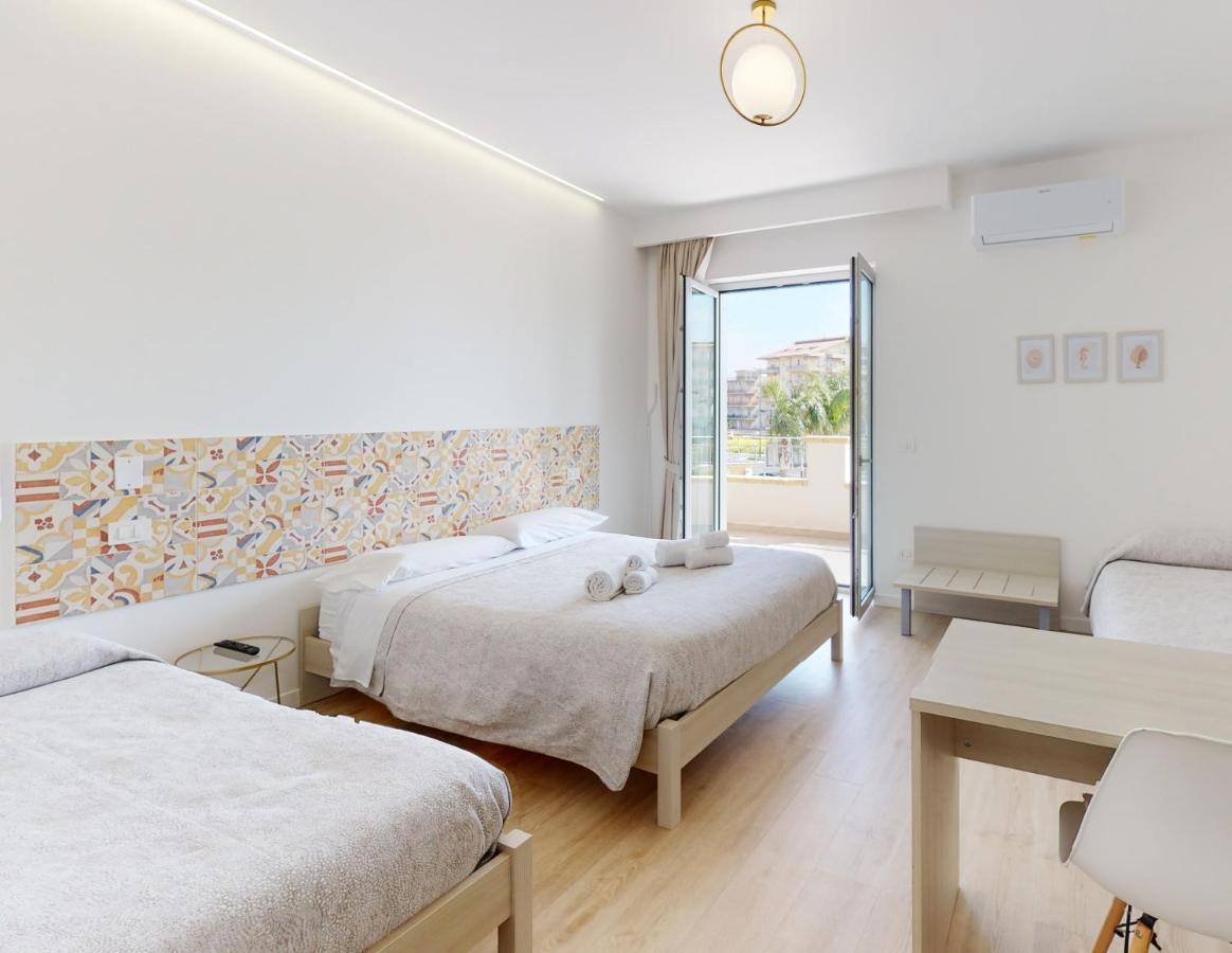 Accomodati B&B Marina di Gioiosa Ionica Buitenkant foto